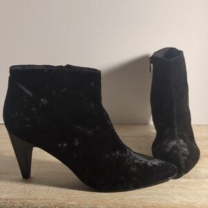 New Vagabond Ester Black Velvet Heeled Booties Boots Eur 41